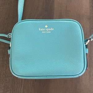 Teal Kate Spade crossbody bag. No marks or scratches.